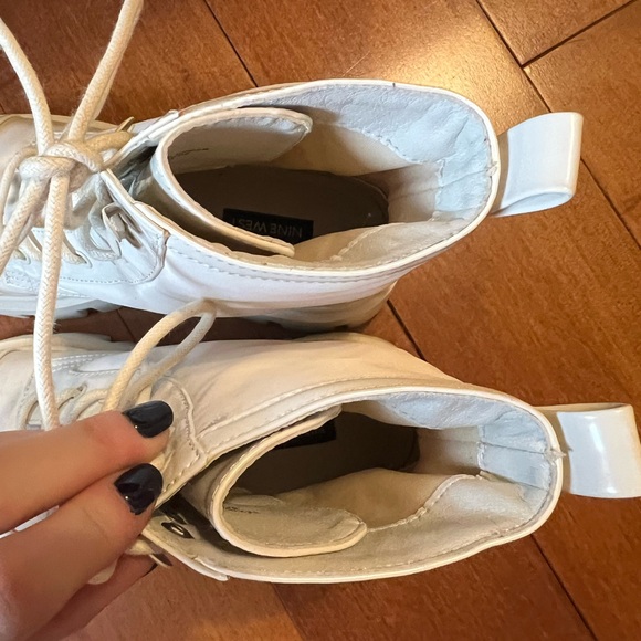 Nine West Cream Nylon Combat womens boots sz7 - Picture 4 of 5